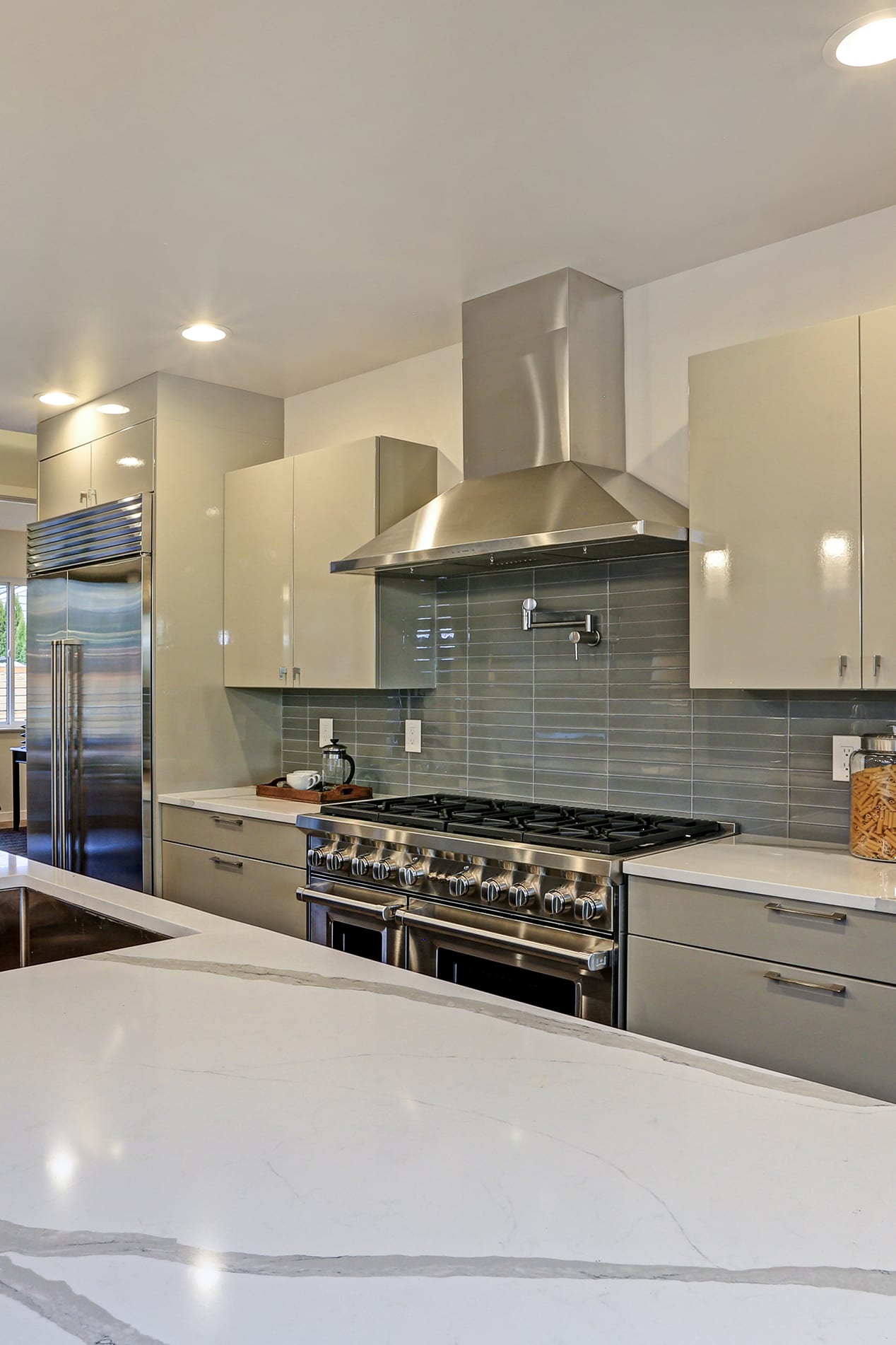 Clean modern kitchen Clean modern kitchen